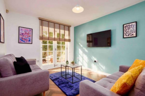3 Beds Apt - Family & Work Stays - FREE Parking - Monthly Offers!